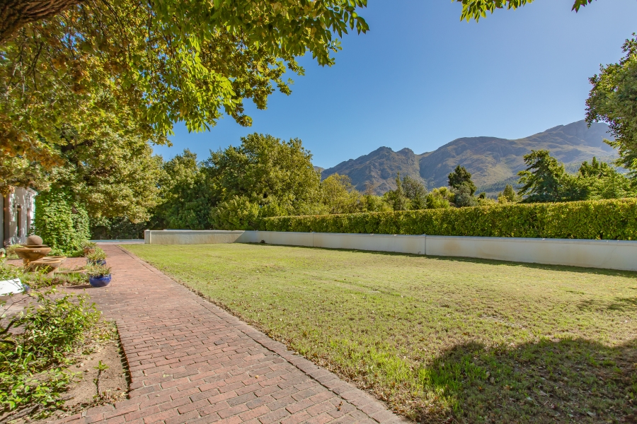 7 Bedroom Property for Sale in Franschhoek Western Cape